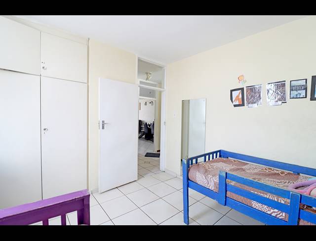 2.5 BEDROOM APARTMENT FOR SALE IN BEDFORD GARDENS